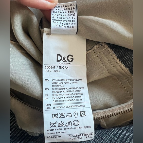 Dolce&Gabbana D&G, Tweed light weight wool shift mini dress. Sz44 - Picture 10 of 10